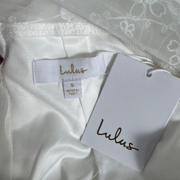 NWT Lulus Beautiful Perfection White Flutter Sleeve Embroidered Maxi Dress Sz S - Picture 5 of 13